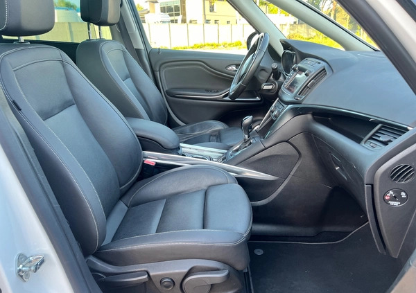 Opel Zafira cena 44000 przebieg: 227000, rok produkcji 2017 z Zakopane małe 436